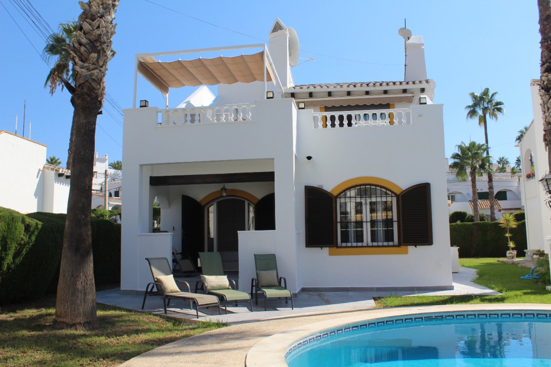 Revente - Villa -
Orihuela Costa - Villamartín