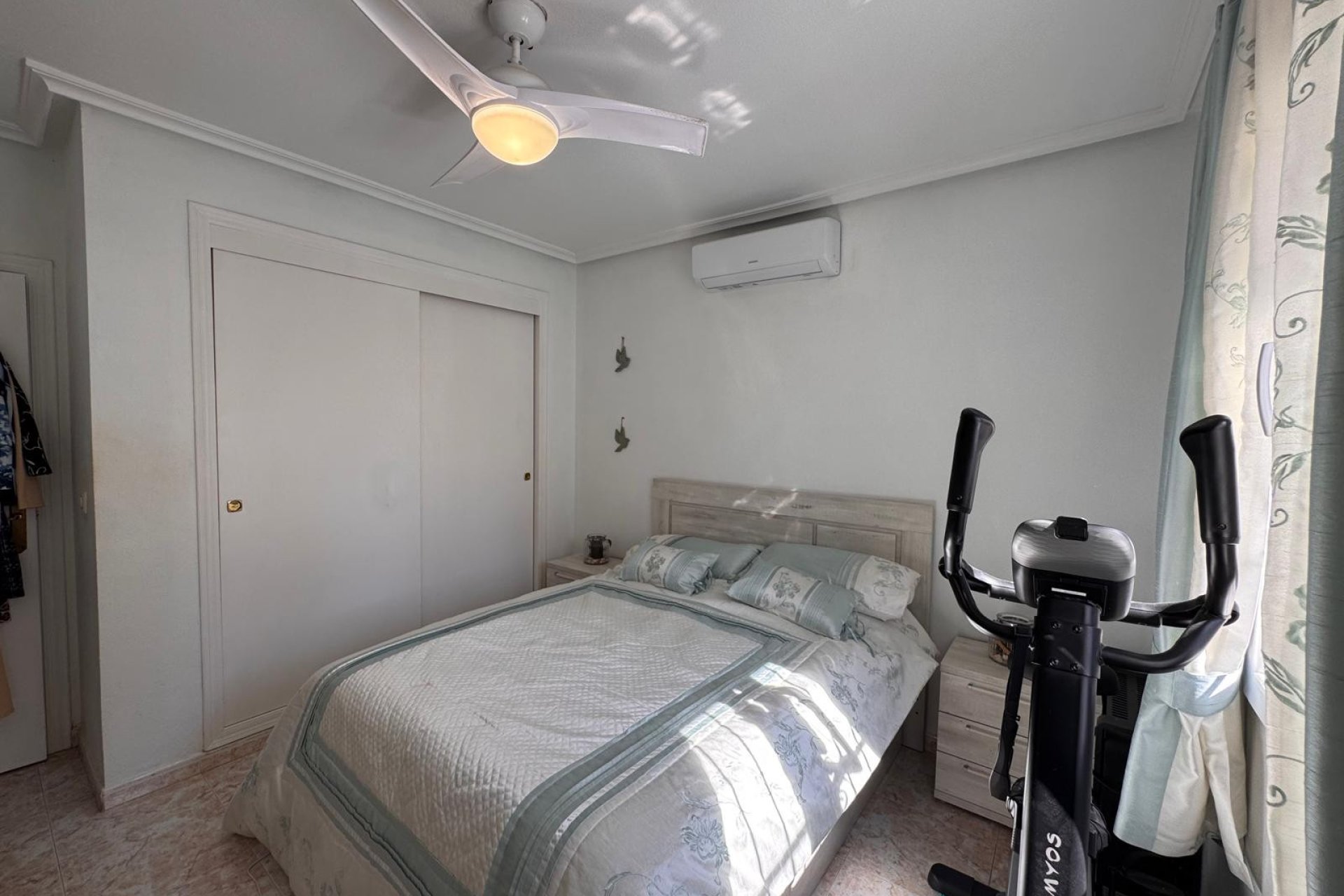 Revente - Villa -
San Miguel de Salinas - Blue Lagoon