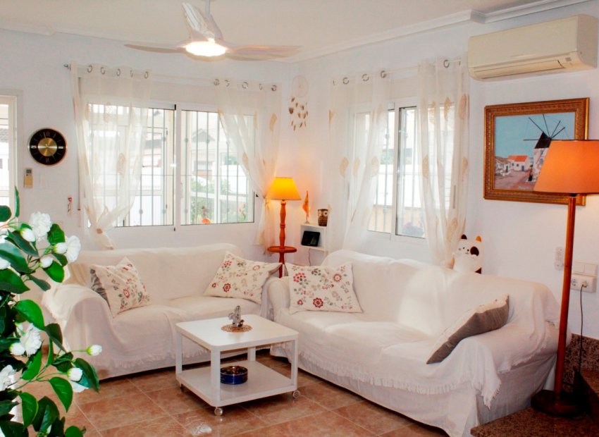 Revente - Villa -
Torre de la Horadada