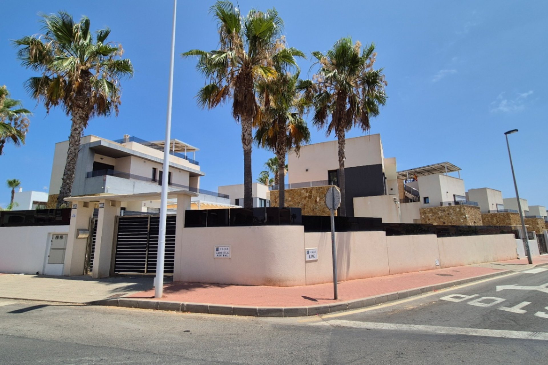 Revente - Villa -
Torrevieja - Costa Blanca Sur