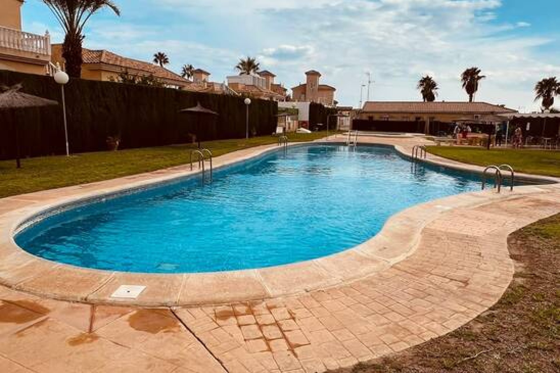 Revente - Villa -
Villamartín - Costa Blanca