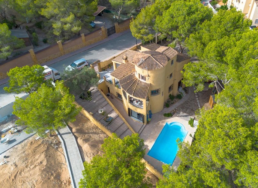 Revente - Villa -
Villamartín - Las Filipinas