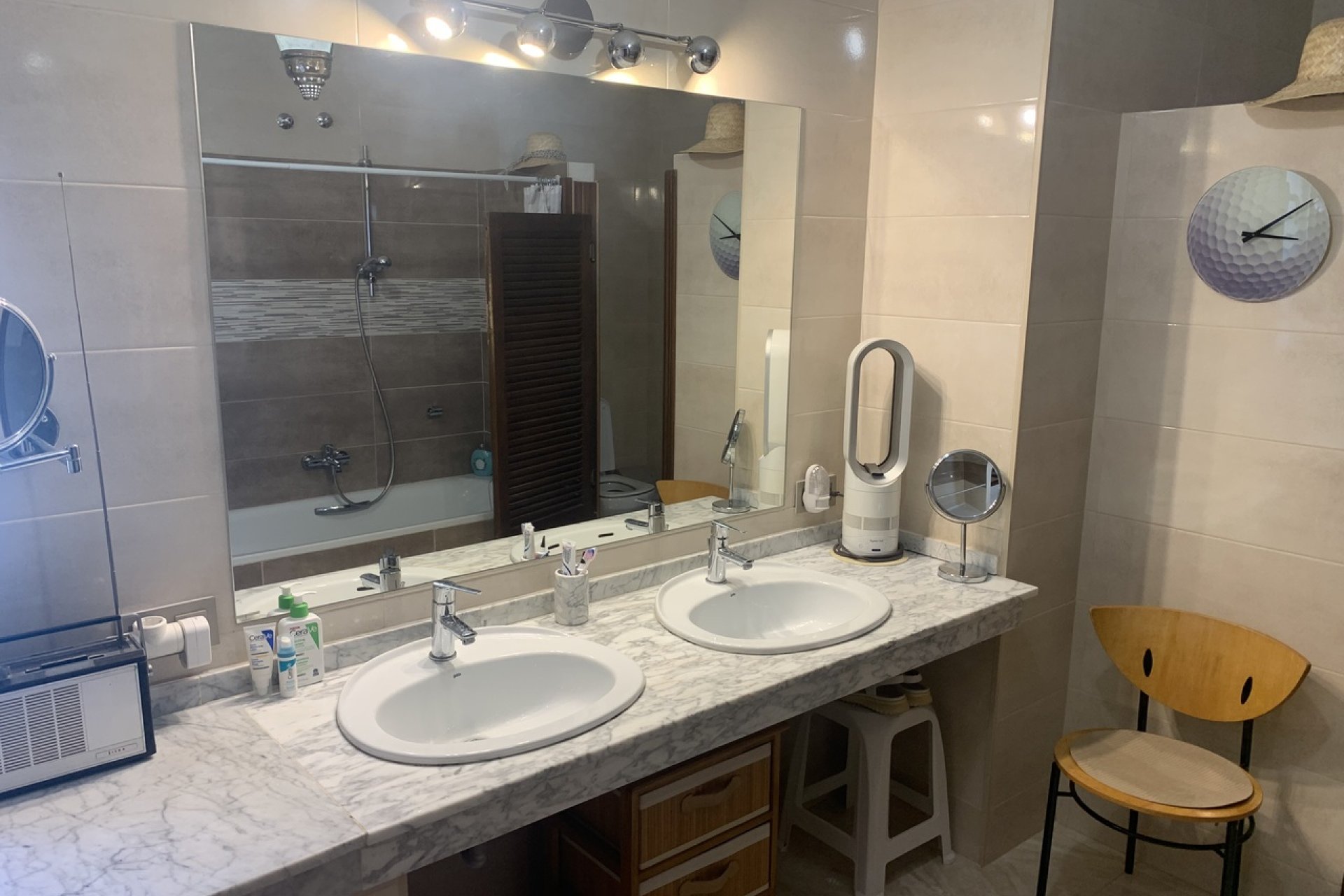 Revente - Villa -
Villamartin, Orihuela Costa