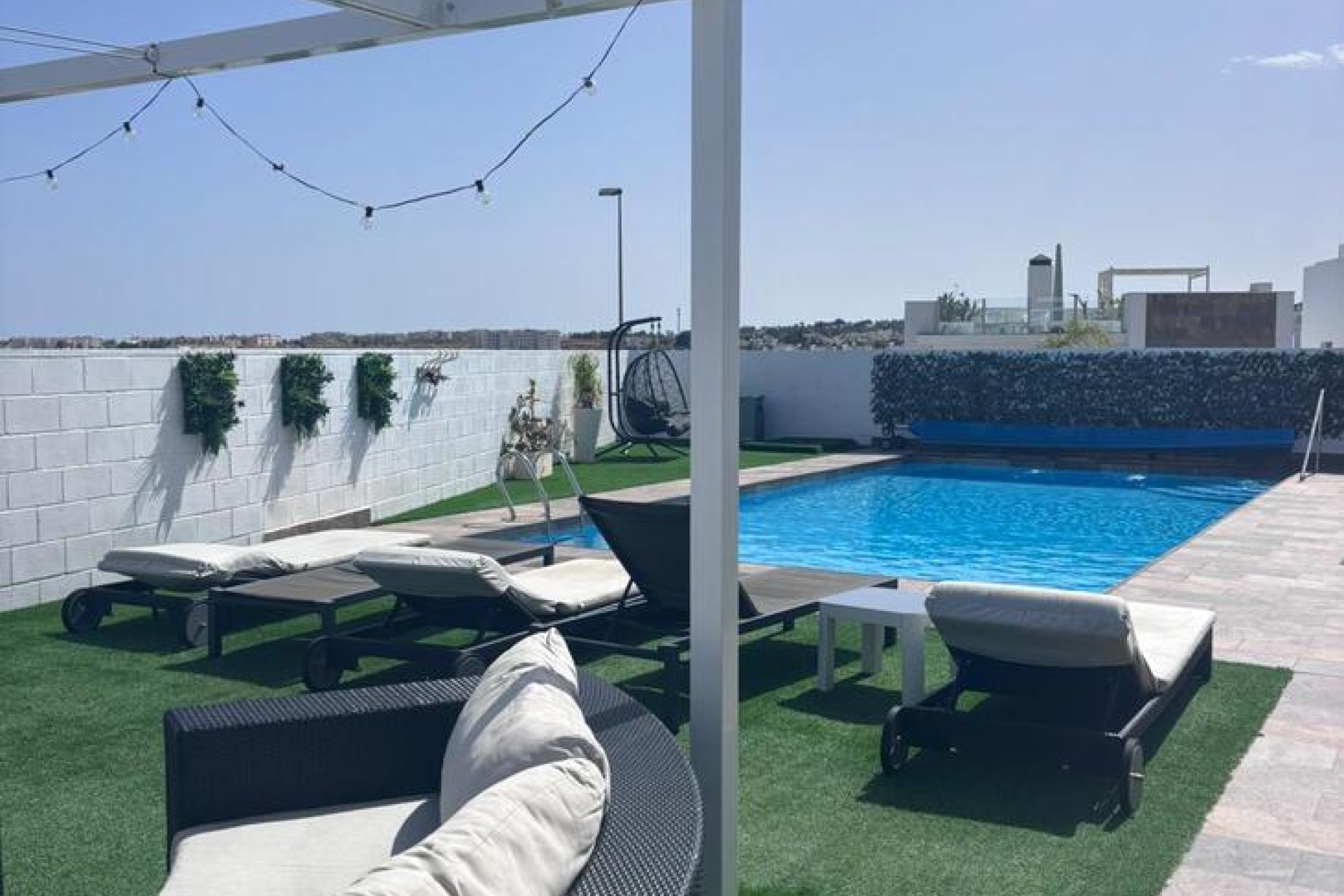 Revente - Villa -
Villamartín - PAU 8