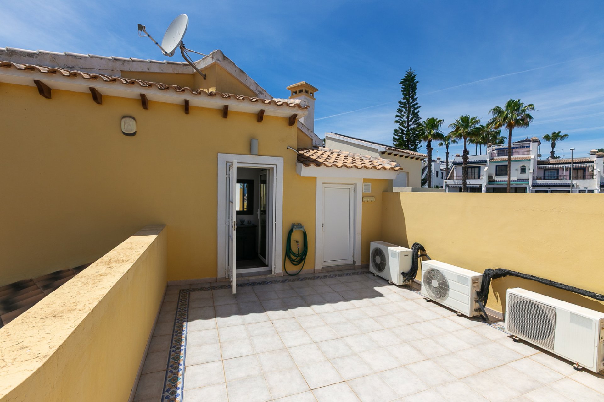 Revente - Villa -
Villamartín - Rioja