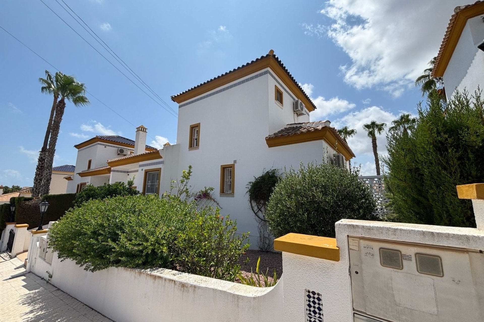 Revente - Villa -
Villamartín - Villamartin, Orihuela Costa