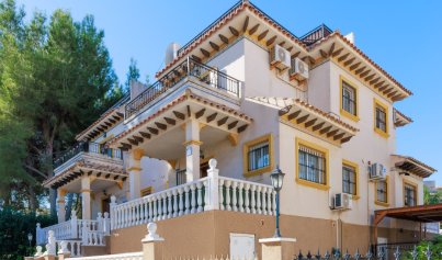 Semi - Detached Villa - Resale - Villamartín - Pinada Golf