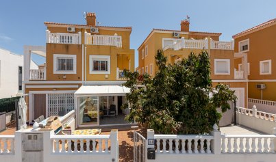 Town house - Återförsäljning - La Zenia -
                La Zenia