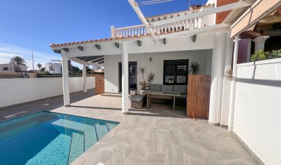 Townhouse - Resale - Orihuela Costa -
                Punta Prima