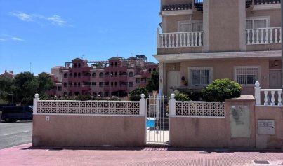 Townhouse - Resale - Villamartín -
                Costa Blanca