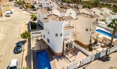 Villa - Herverkoop - La Marina -
                La Marina