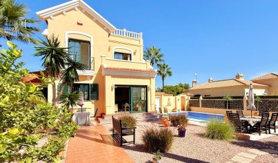 Villa - Herverkoop - Orihuela Costa -
                Los Dolses