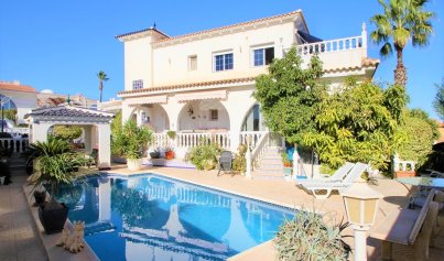 Villa - Herverkoop - Orihuela Costa - Villamartin