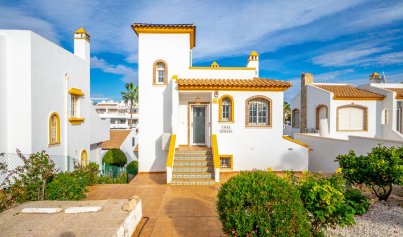 Villa - Herverkoop - Orihuela Costa -
                Villamartin