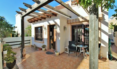 Villa - Herverkoop - Villamartín -
                PAU 8