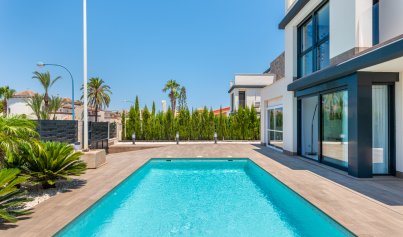 Villa - Neue Gebäude - Playa Paraiso -
                Playa Paraiso