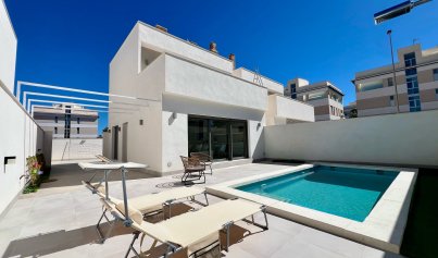 Villa - Neue Gebäude - Villamartín - Villamartin