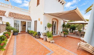 Villa - Resale - Orihuela Costa -
                Lomas de Cabo Roig