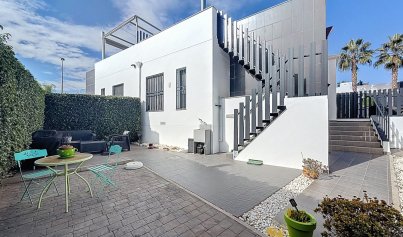 Villa - Resale - Orihuela Costa -
                Villamartin