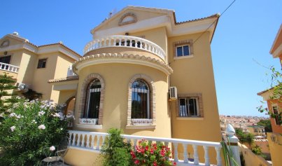 Villa - Resale - Villamartín - Villamartin