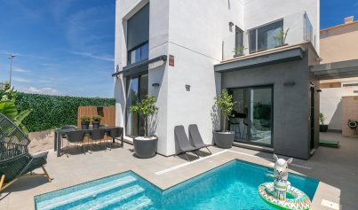 Villa - Resale - Villamartín -
                Villamartin