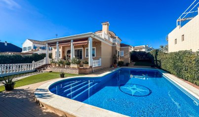 Villa - Revente - La Mata -
                La Mata