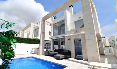 Villa - Revente - Orihuela Costa -
                Lomas de Cabo Roig