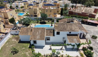 Villa - Revente - Orihuela Costa - Villamartin