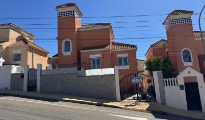 Villa - Revente - San Miguel de Salinas -
                Blue Lagoon