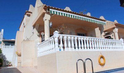 Villa - Wiederverkauf - Orihuela Costa -
                Blue Lagoon