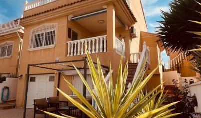 Villa - Wiederverkauf - Villamartín - Costa Blanca