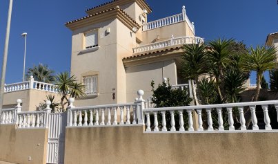 Villa - Wiederverkauf - Villamartin, Orihuela Costa -
                Villamartin, Orihuela Costa