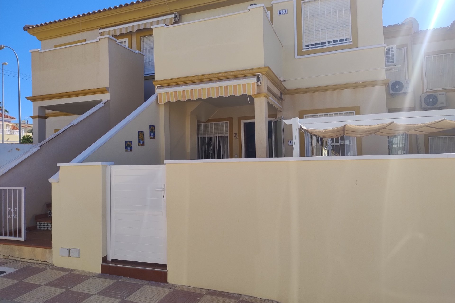 Wiederverkauf - Bungalow -
Orihuela Costa - Lomas de Cabo Roig