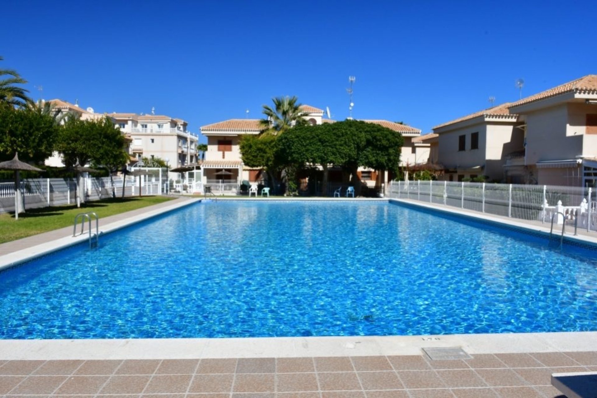 Wiederverkauf - Bungalow -
Orihuela Costa - Playa Flamenca