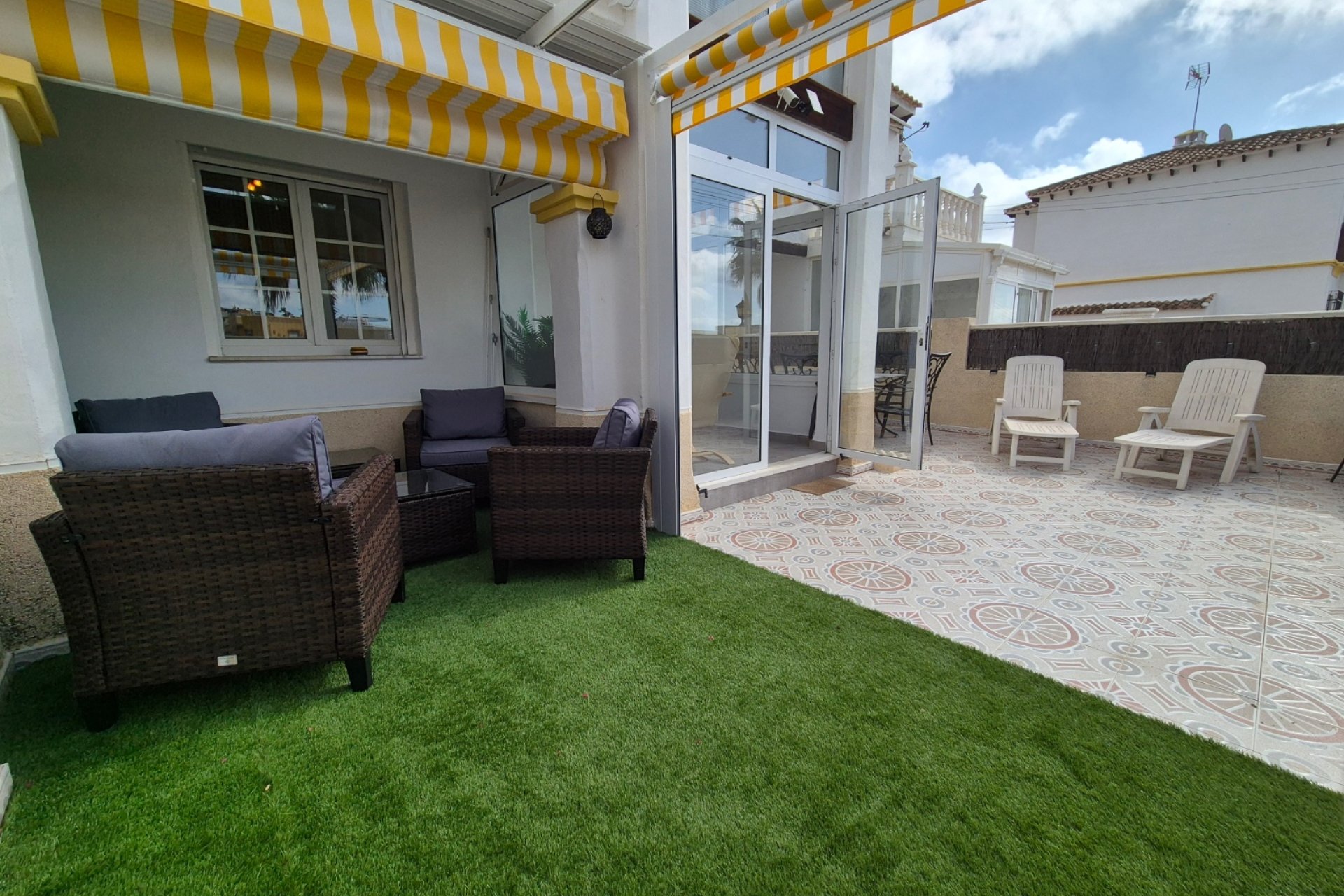 Wiederverkauf - Bungalow -
San Miguel de Salinas - Costa Blanca Sur