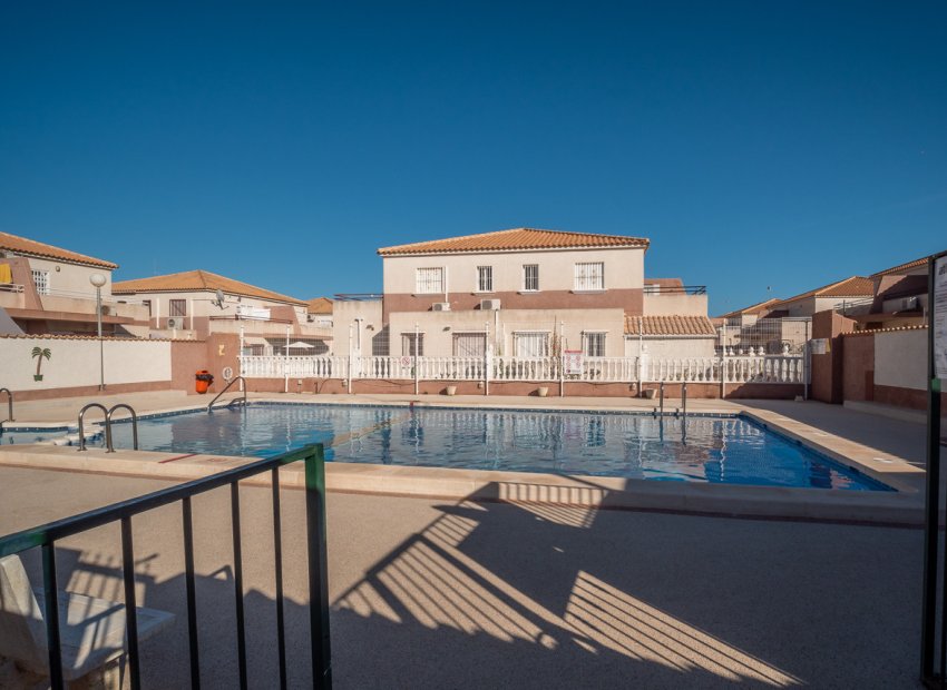 Wiederverkauf - Quad House -
Cabo Roig - La Regia