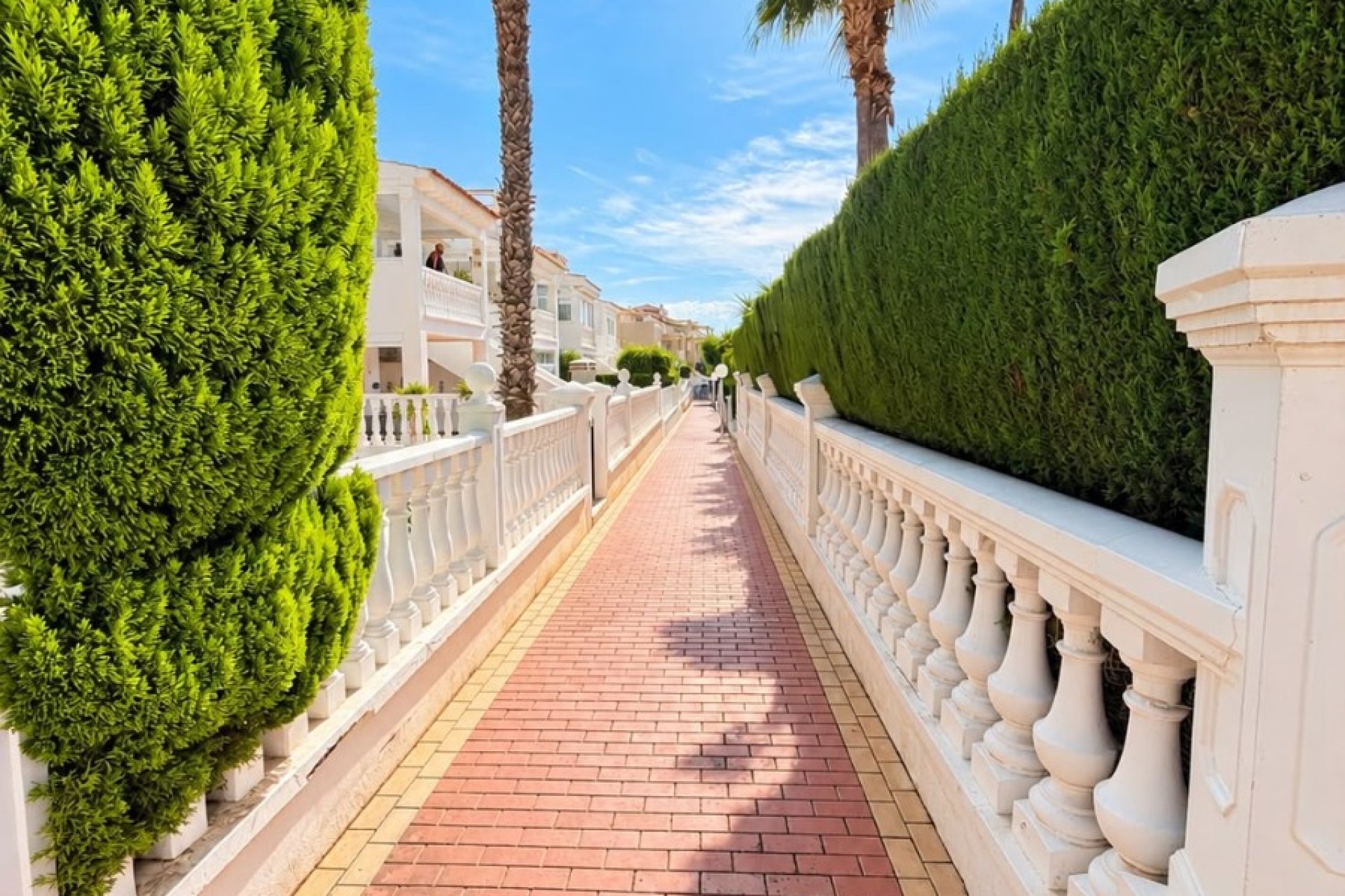 Wiederverkauf - Semi - Detached Villa -
Alicante - La Florida