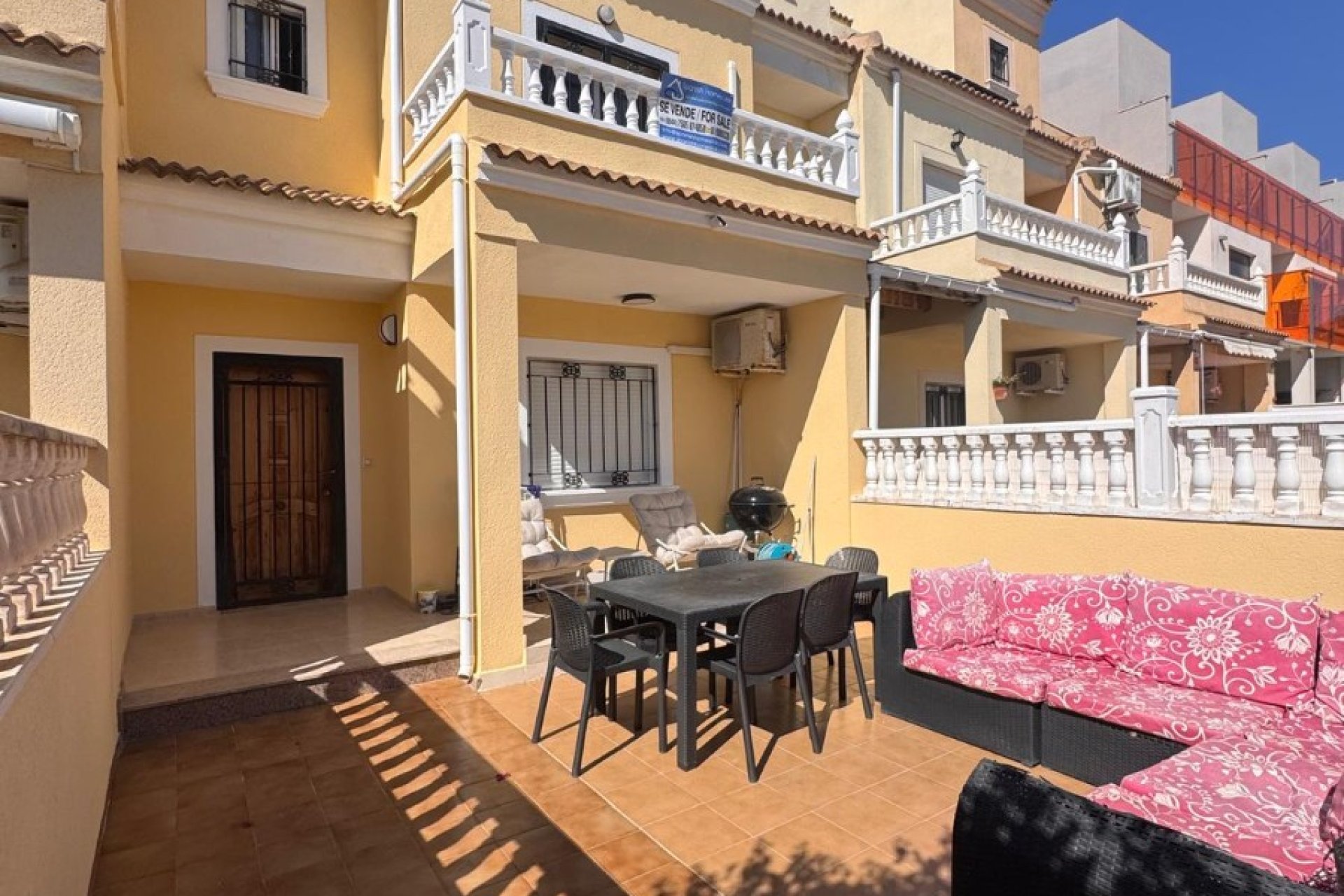 Wiederverkauf - Stadthaus -
Campoamor