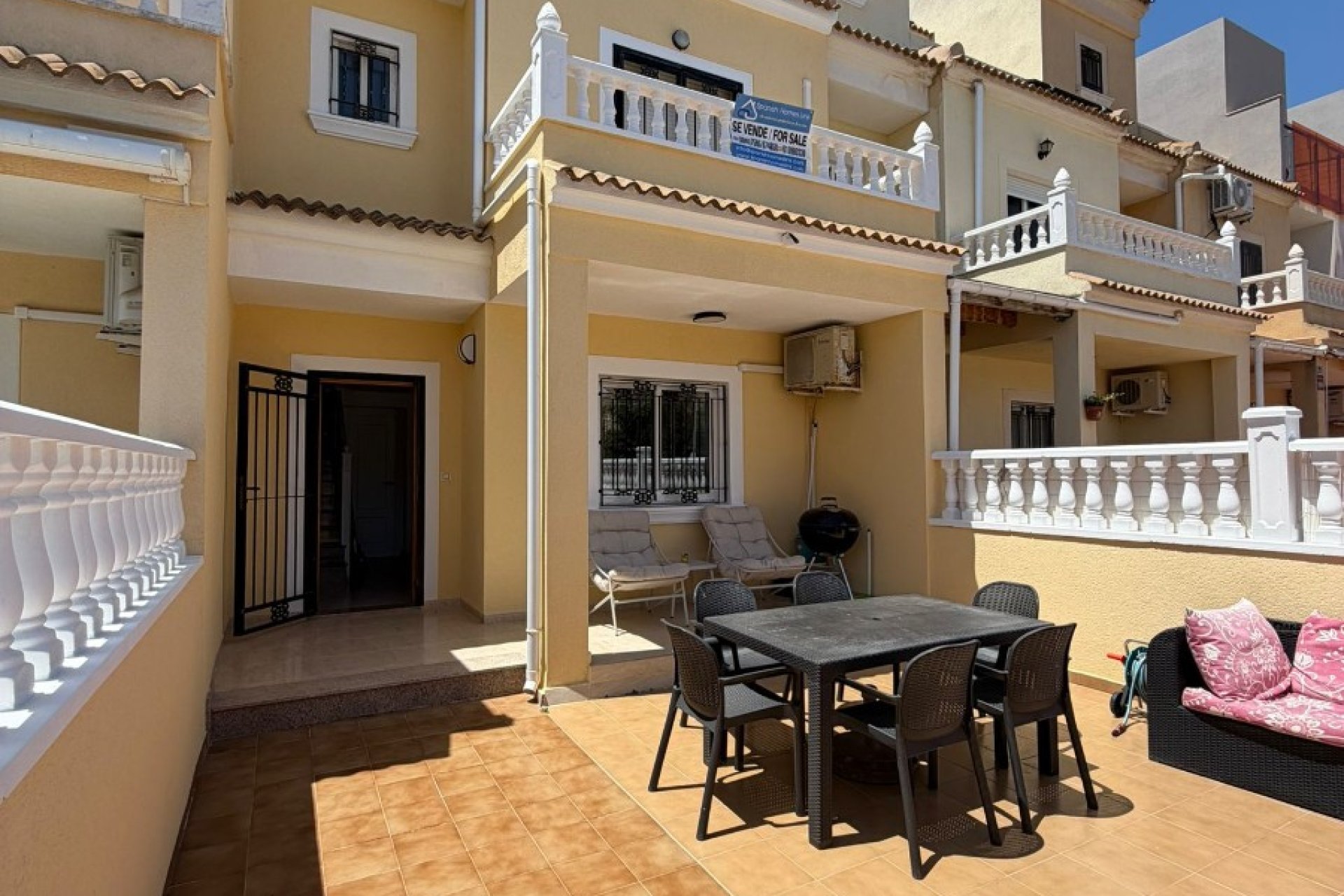 Wiederverkauf - Stadthaus -
Campoamor