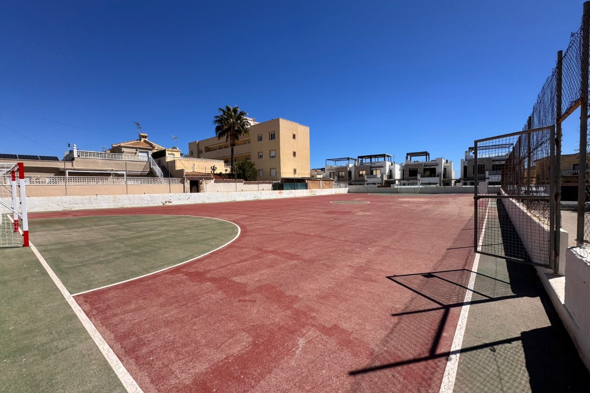 Wiederverkauf - Stadthaus -
Campoamor