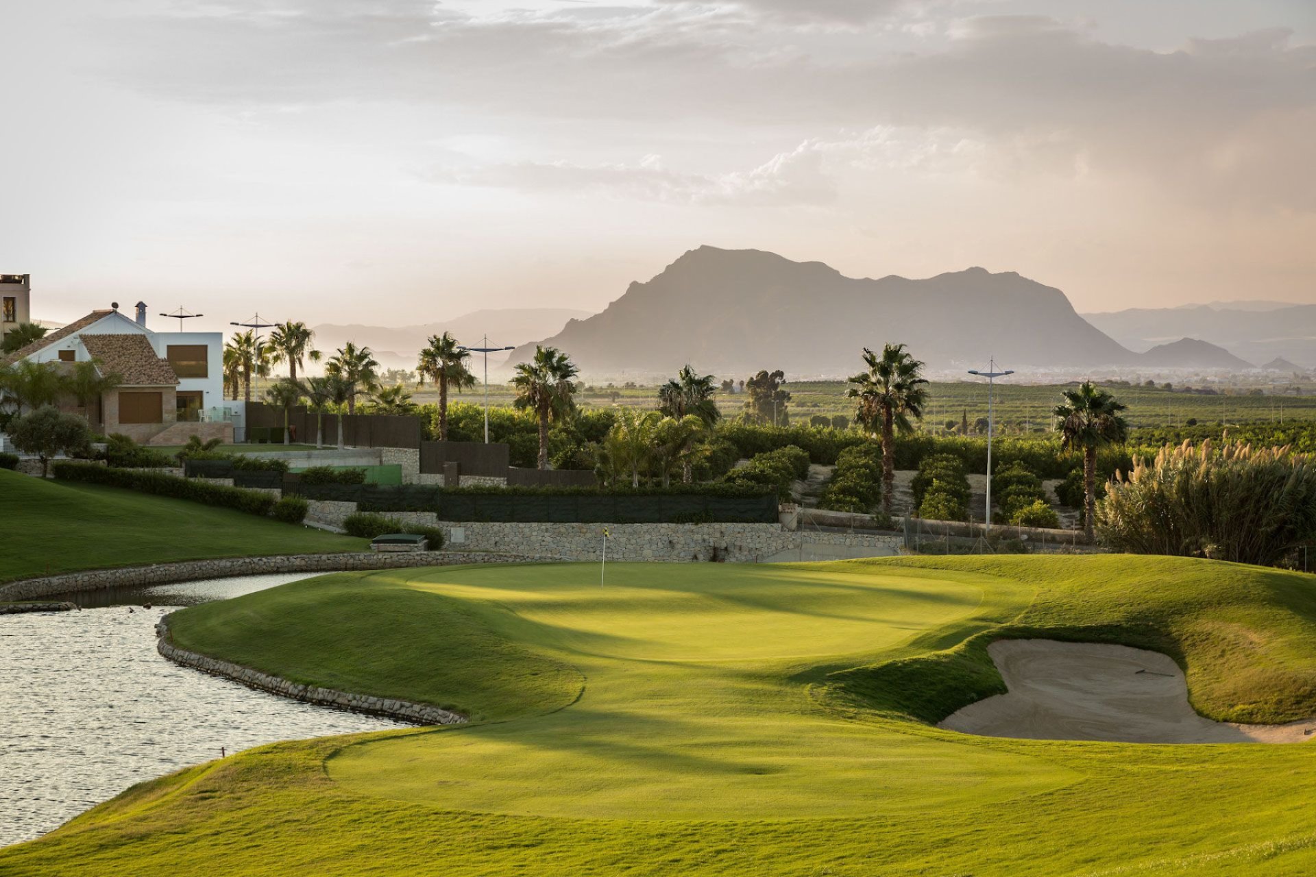 Wiederverkauf - Stadthaus -
La Finca Golf
