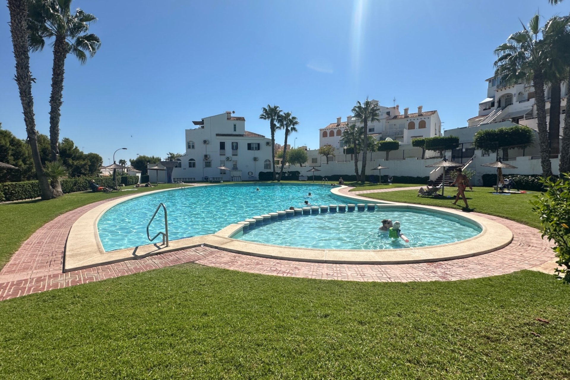 Wiederverkauf - Stadthaus -
La Mata