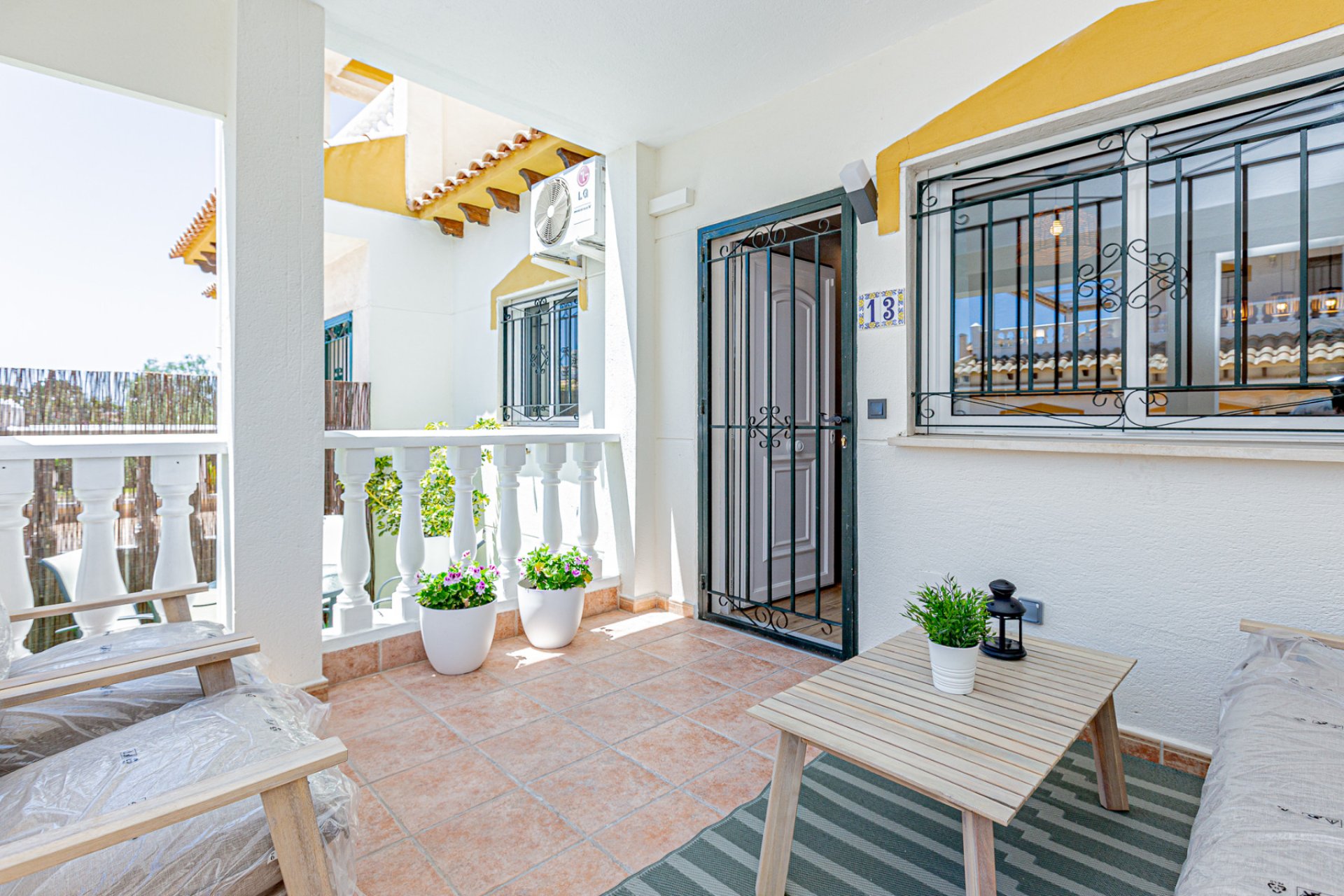 Wiederverkauf - Stadthaus -
Los Altos