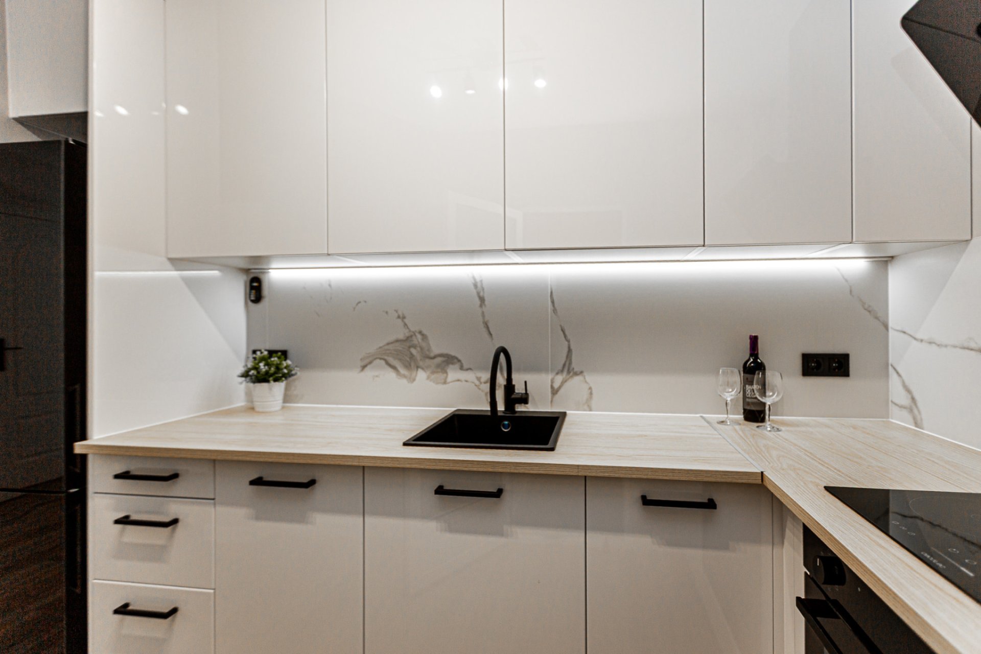 Wiederverkauf - Stadthaus -
Los Altos