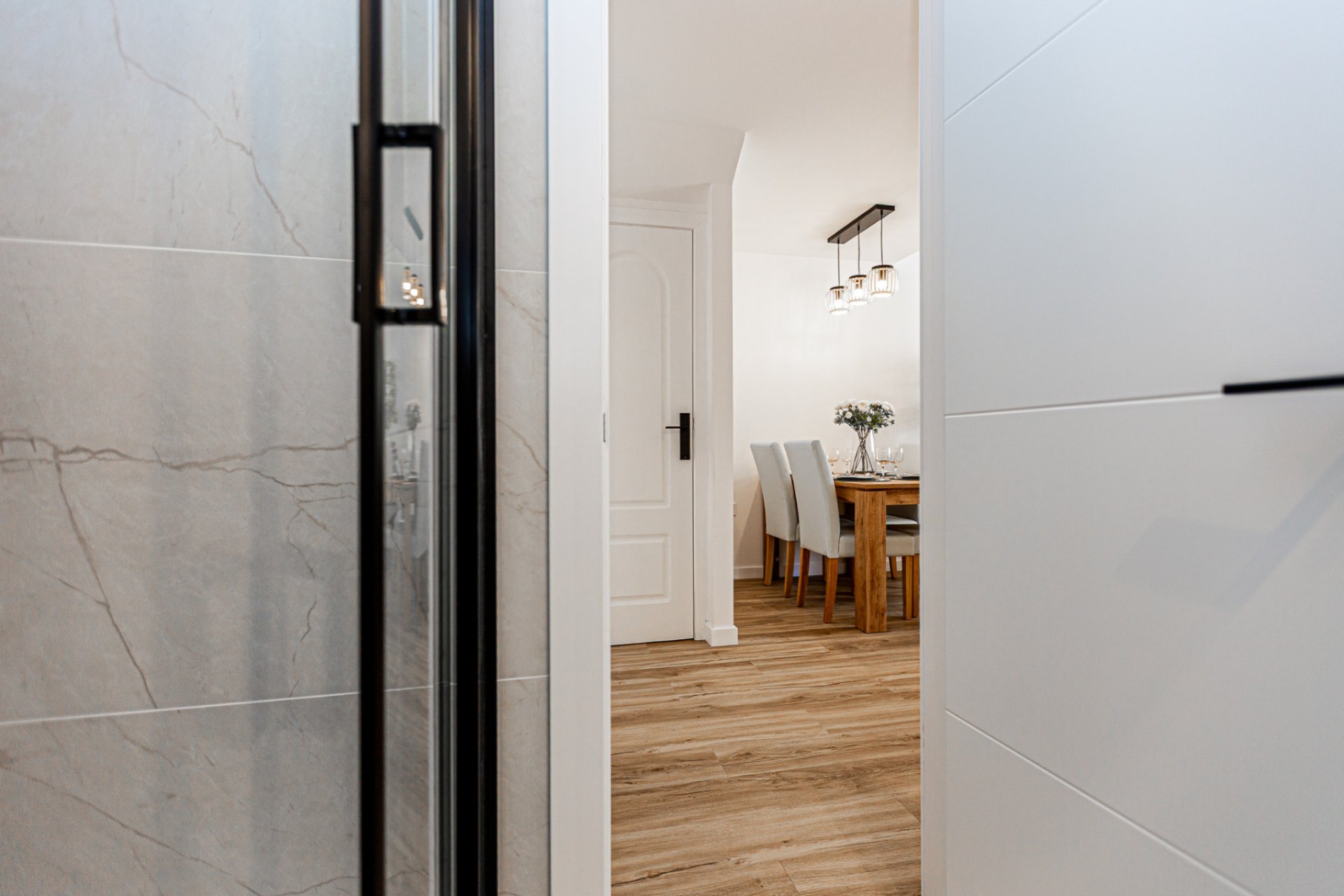 Wiederverkauf - Stadthaus -
Los Altos