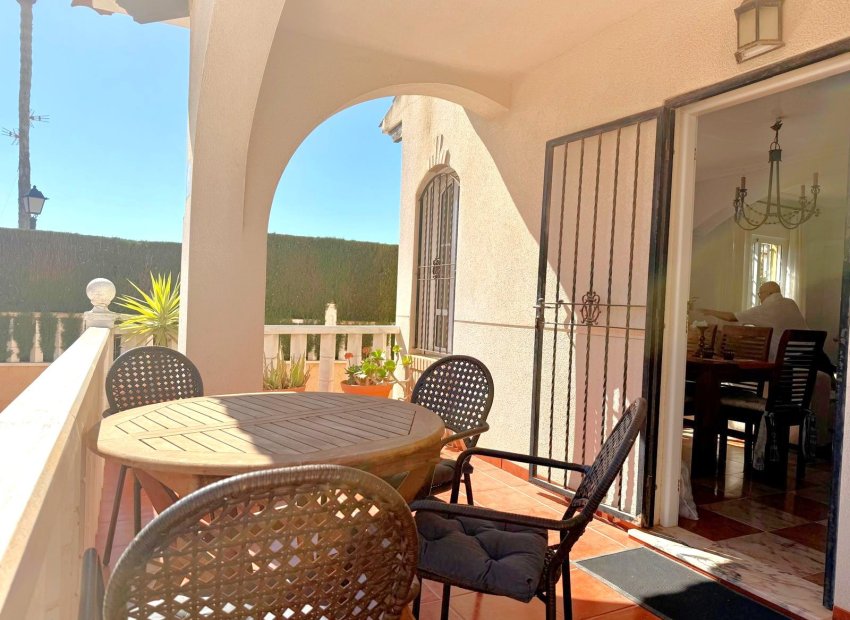Wiederverkauf - Stadthaus -
Orihuela Costa - Lomas de Cabo Roig