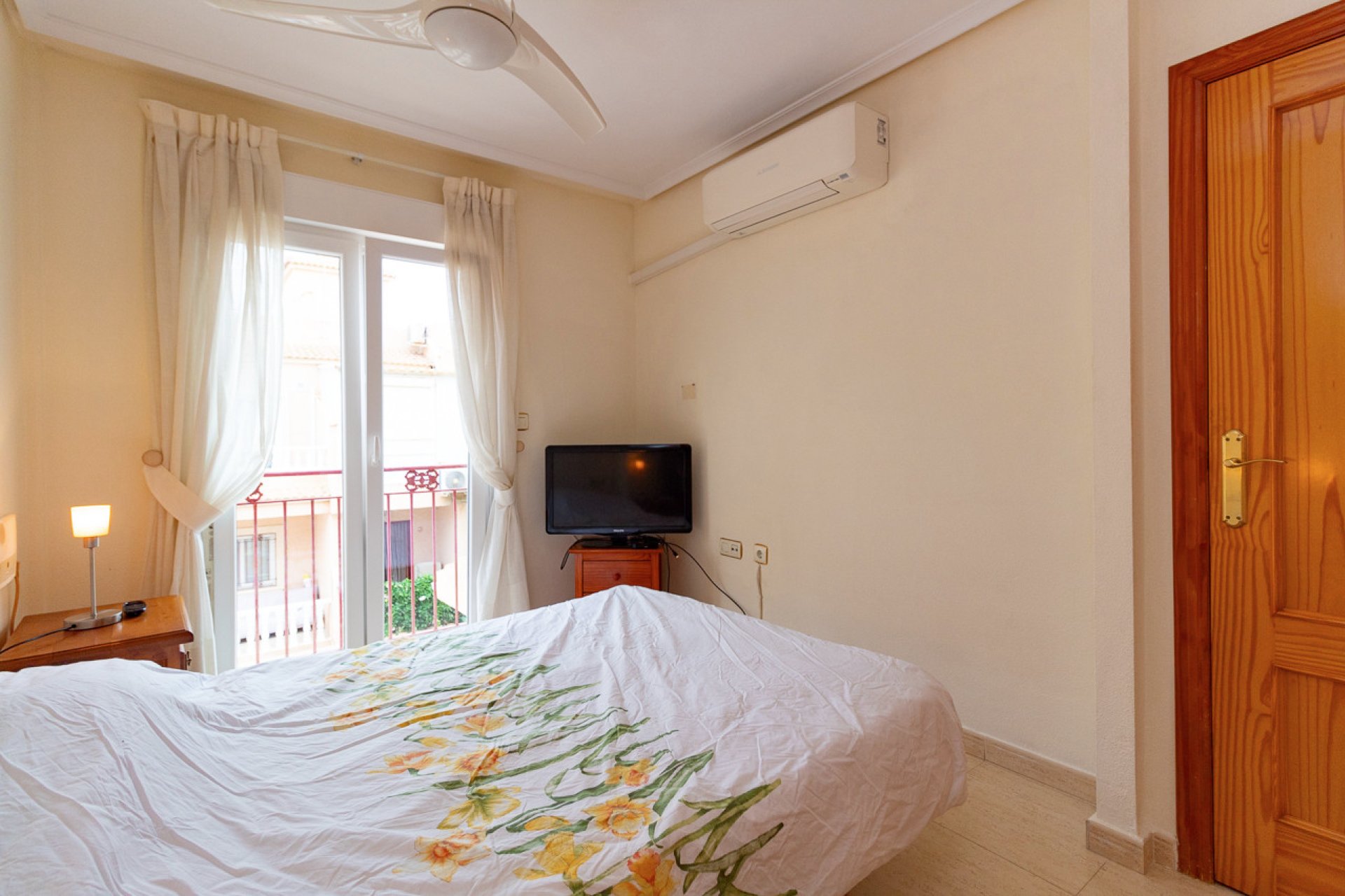 Wiederverkauf - Stadthaus -
Playa Flamenca