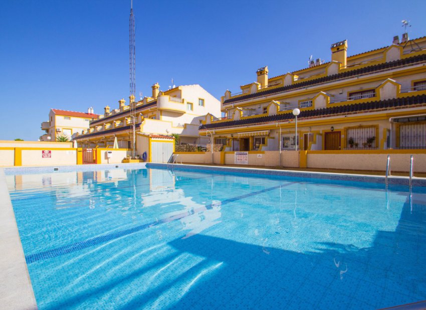 Wiederverkauf - Stadthaus -
Playa Flamenca