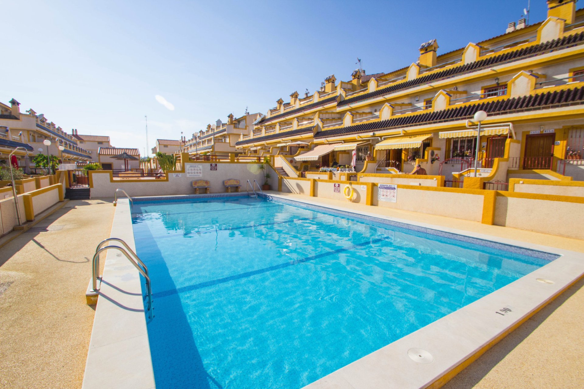 Wiederverkauf - Stadthaus -
Playa Flamenca