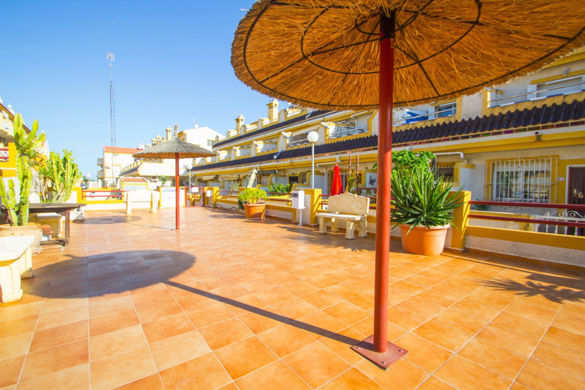 Wiederverkauf - Stadthaus -
Playa Flamenca